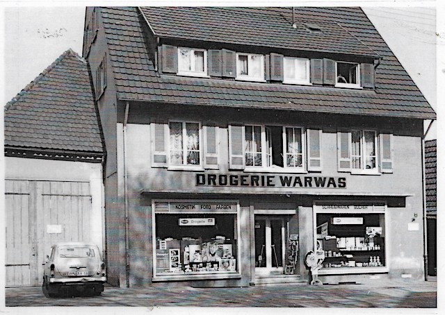 Archiv Heimatverein Oeffingen - Drogerie Warwas (oben)